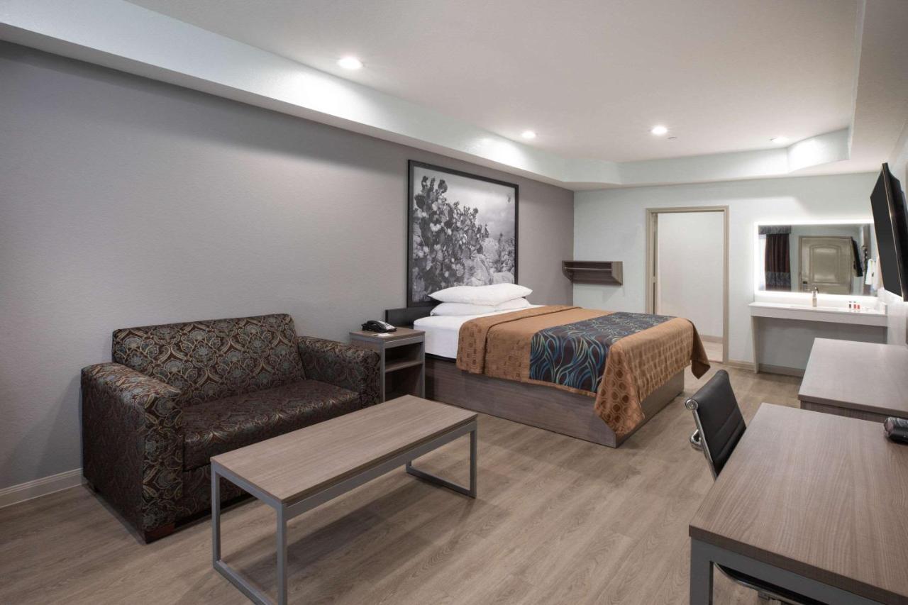 Super 8 By Wyndham Humble Houston Fallcreek Eksteriør billede